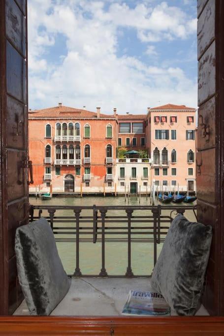 Palazzo Alvera Grand Canal Venedig Eksteriør billede