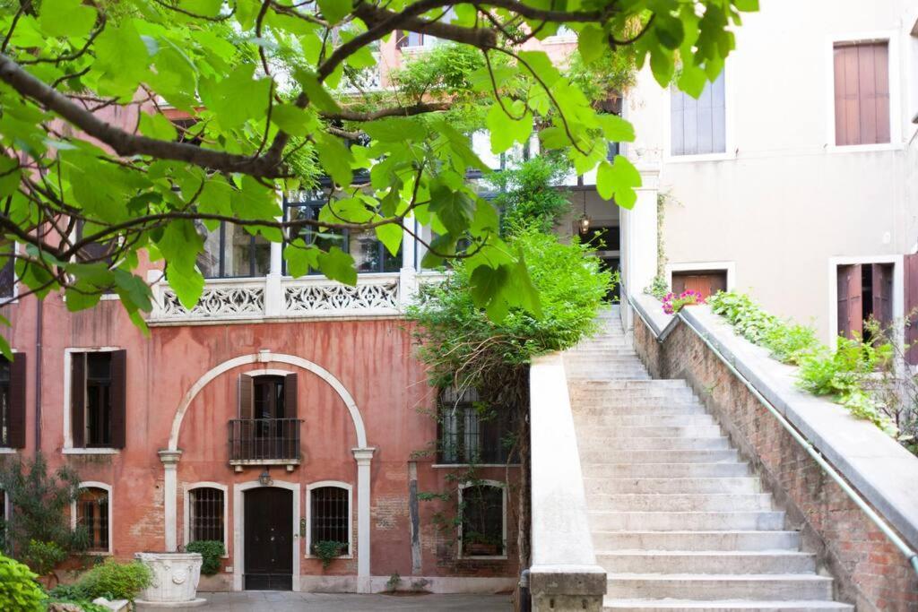Palazzo Alvera Grand Canal Venedig Eksteriør billede